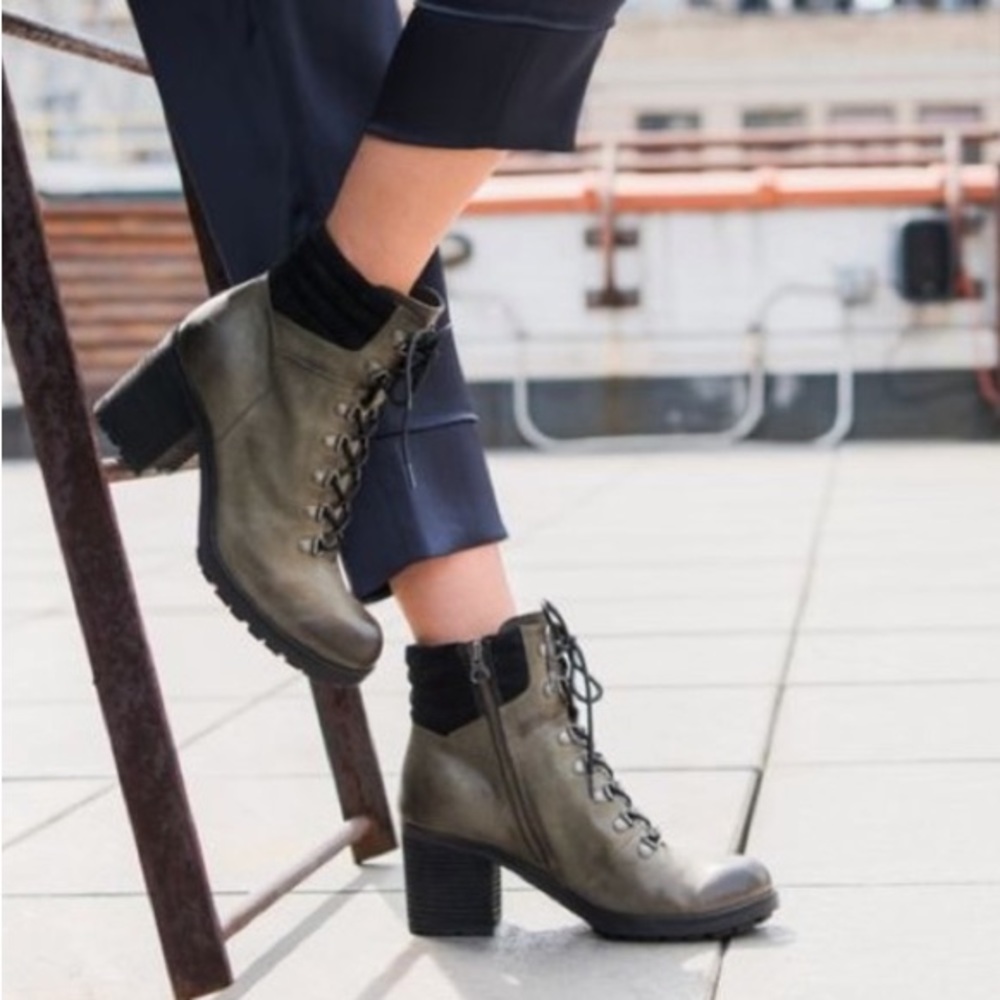 Kork-Ease ‘Disna’ Distressed Leather Ankle Boots